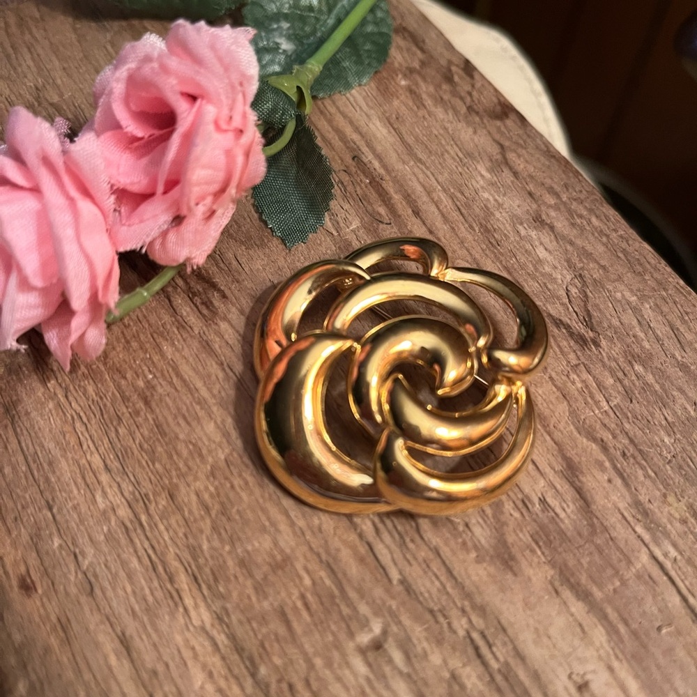 Napier Gold Swirl Brooch